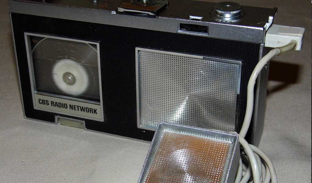 Portable radio CBS Network